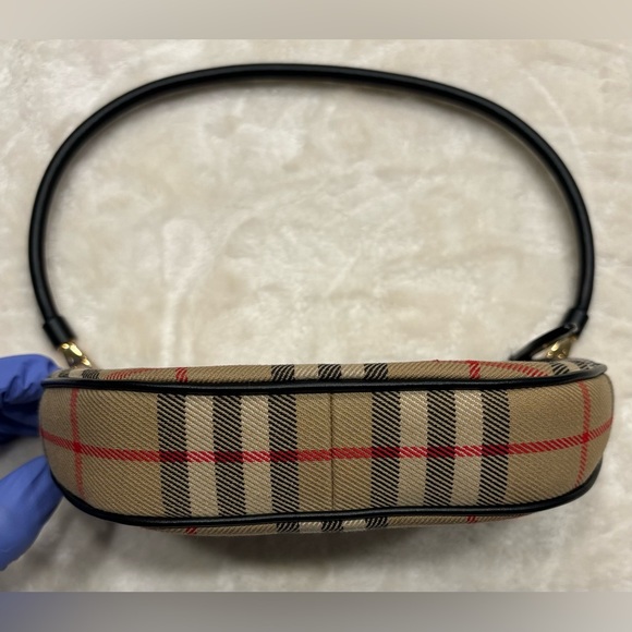 Burberry Leather-trimmed checked canvas shoulder bag - Picture 2 of 6